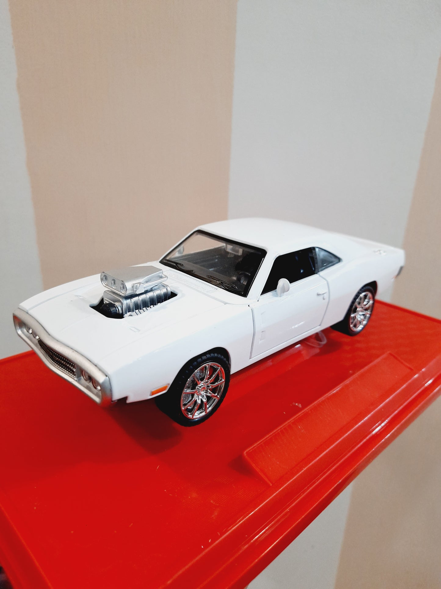 Dodge Charger 1:24 Diecast Scale Model