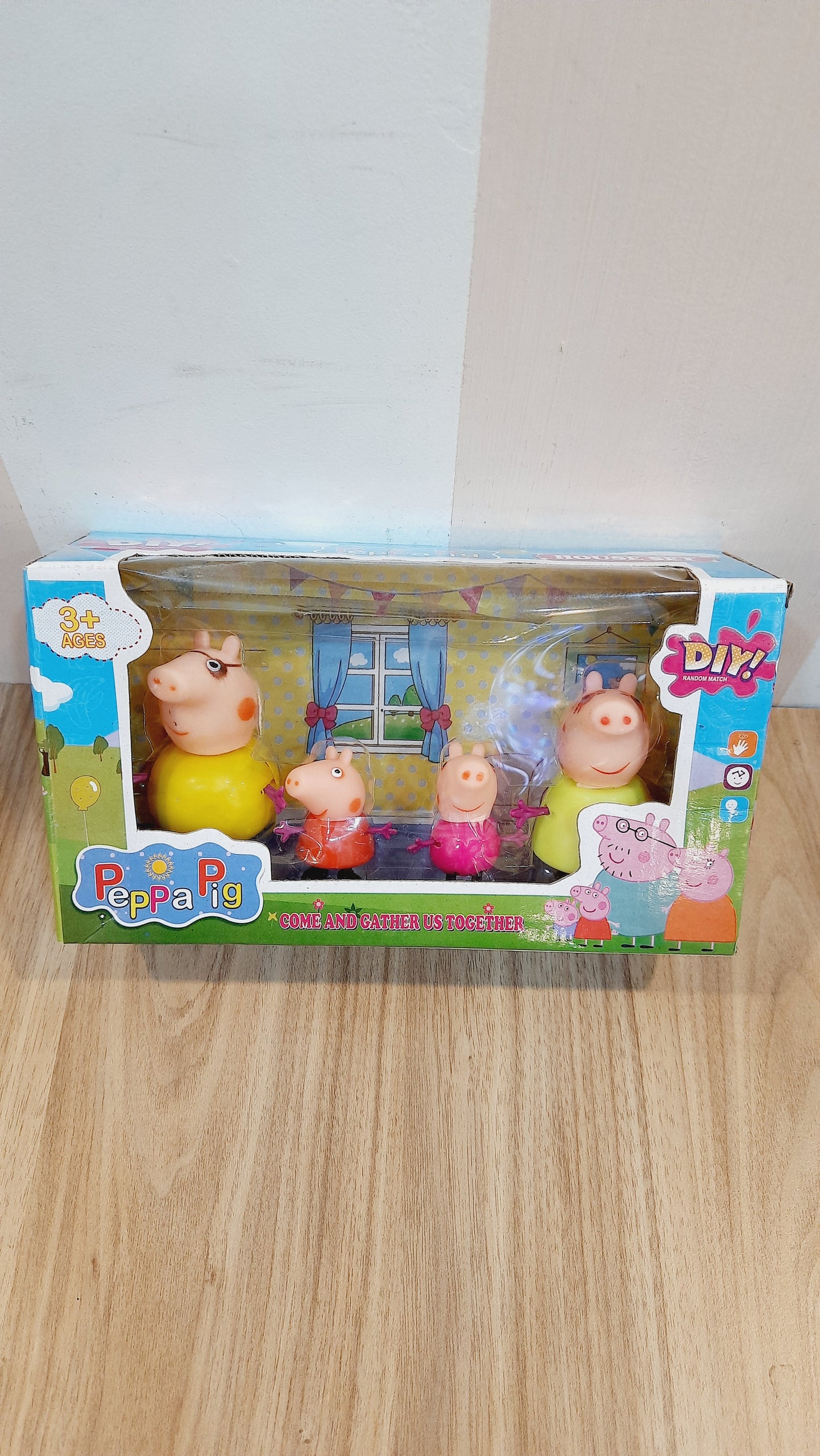 Peppa Pig & Family Toy Figure Set | Peppa Pig Characters for Kids Playtime