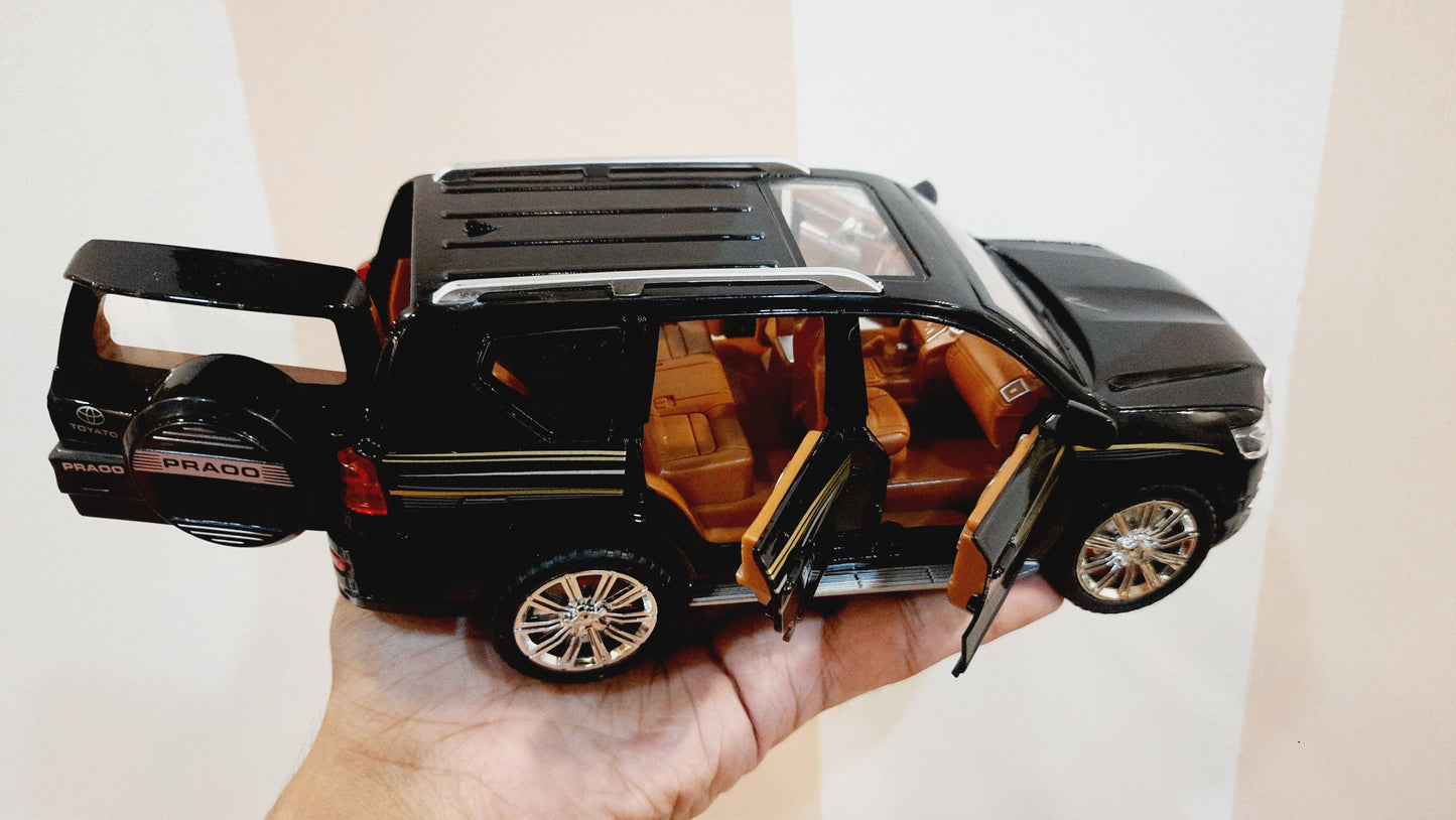 Toyota Prado 1:24 Diecast Scale Model
