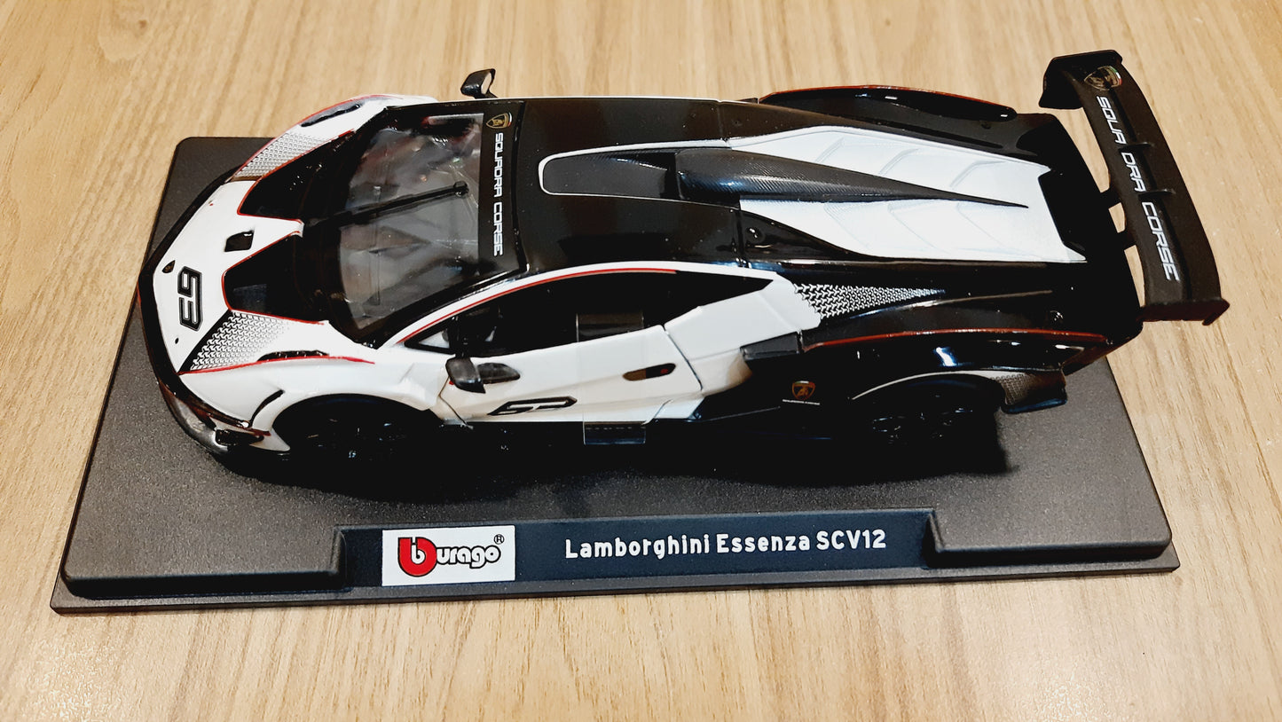 Bburago Lamborghini Essenza Scv12 Diecast Scale Model 1:24 (White)