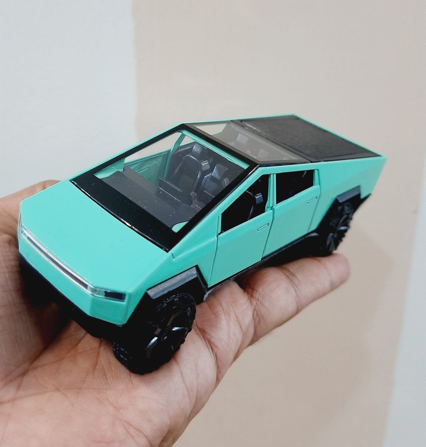 Tesla Diecast Scale Model Car 1:36