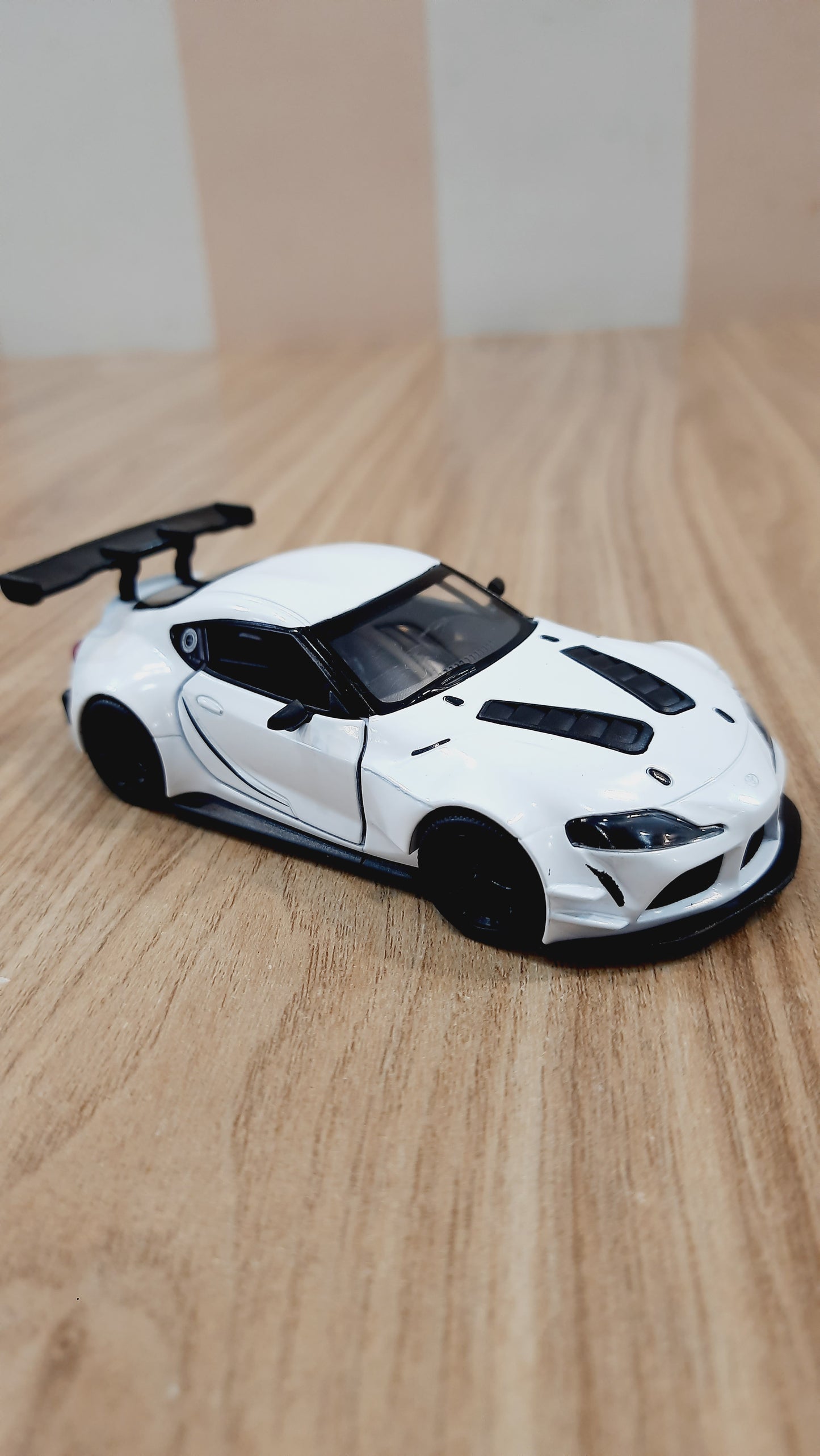 Kinsmart Totoya GR Supra Racing Concept Diecast Scale Model 1:36