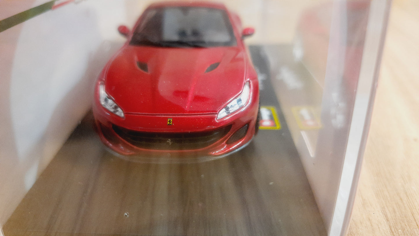 Bburago Ferrari Portofino 1:43 Diecast Scale Model Car