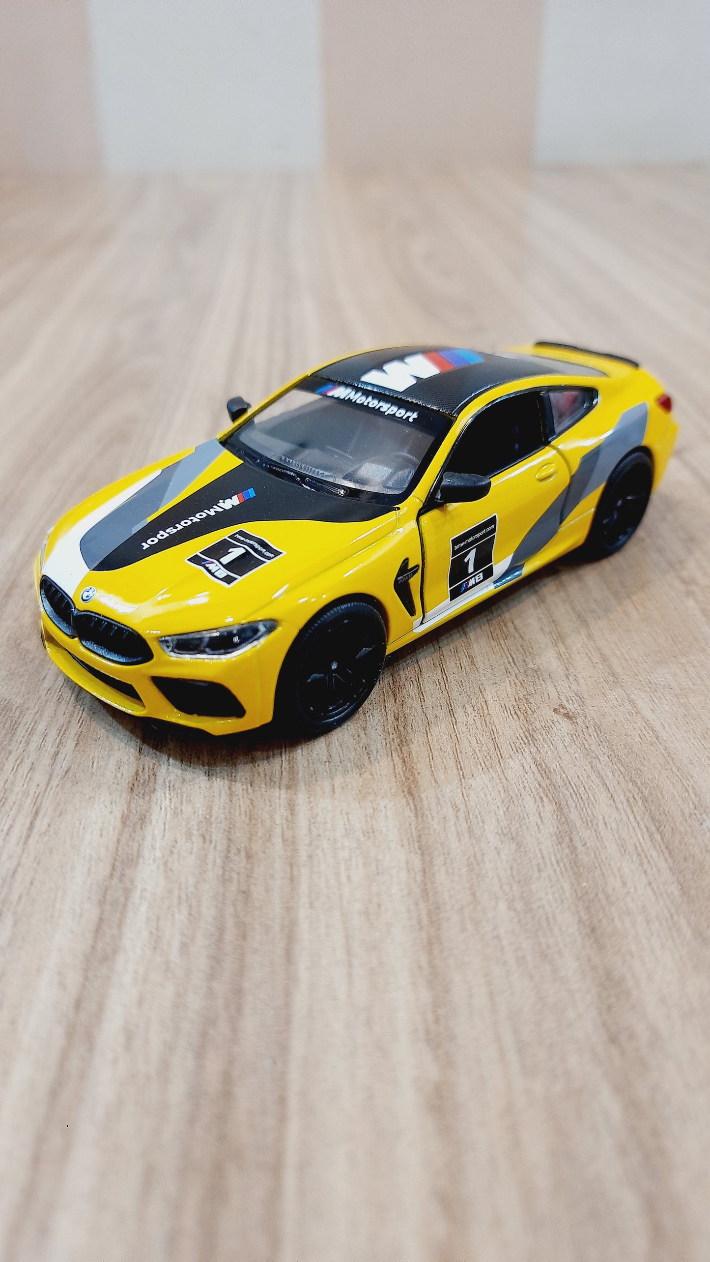 Kinsmart BMW M8 Competition Coupe Livery Edition Diecast Scale Model 1:38