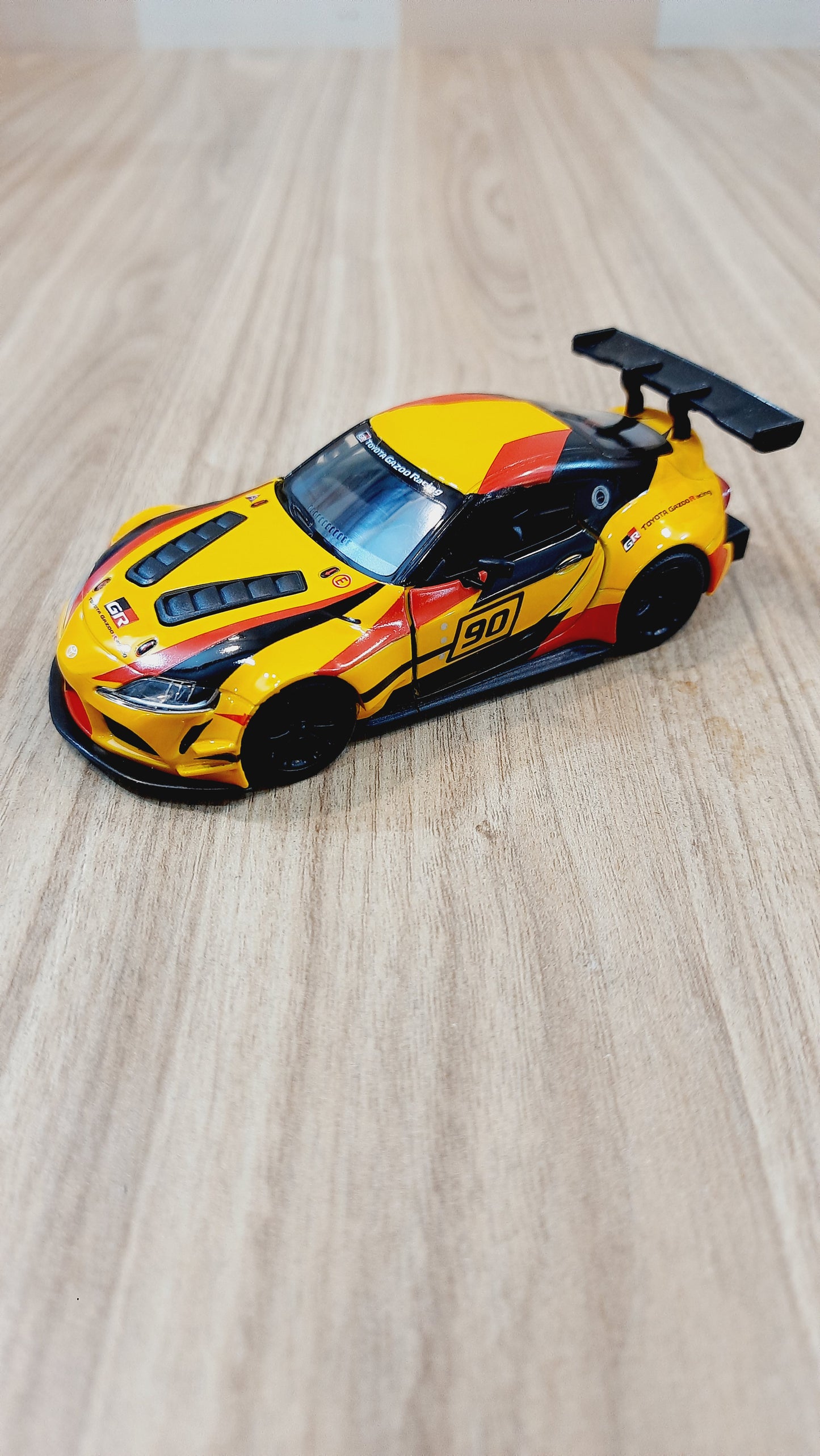 Kinsmart Toyota Gr Supra Racing Concept Livery Edition Diecast Scale Model 1:36