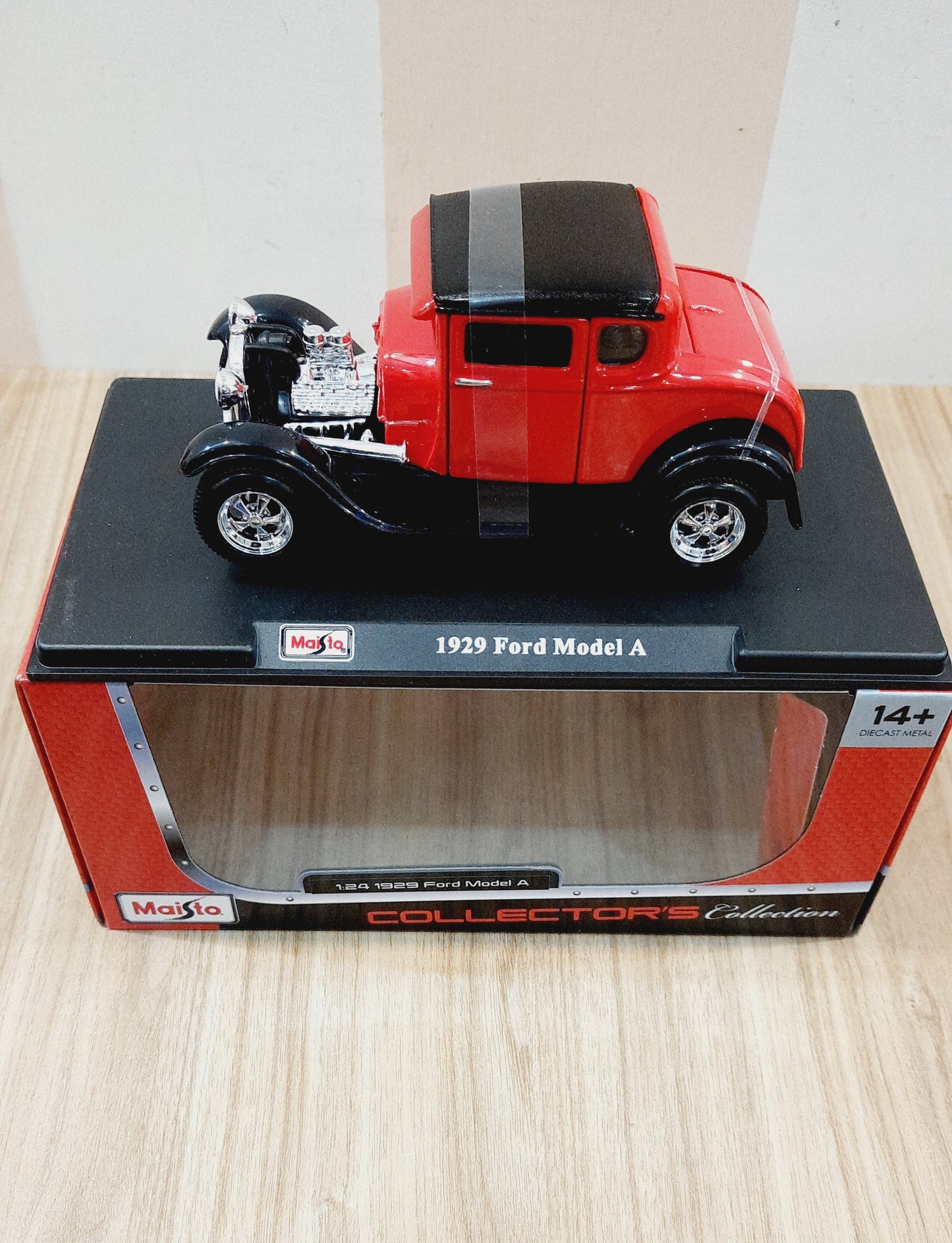 Maisto 1929 Ford Model A Diecast Scale Model 1:24