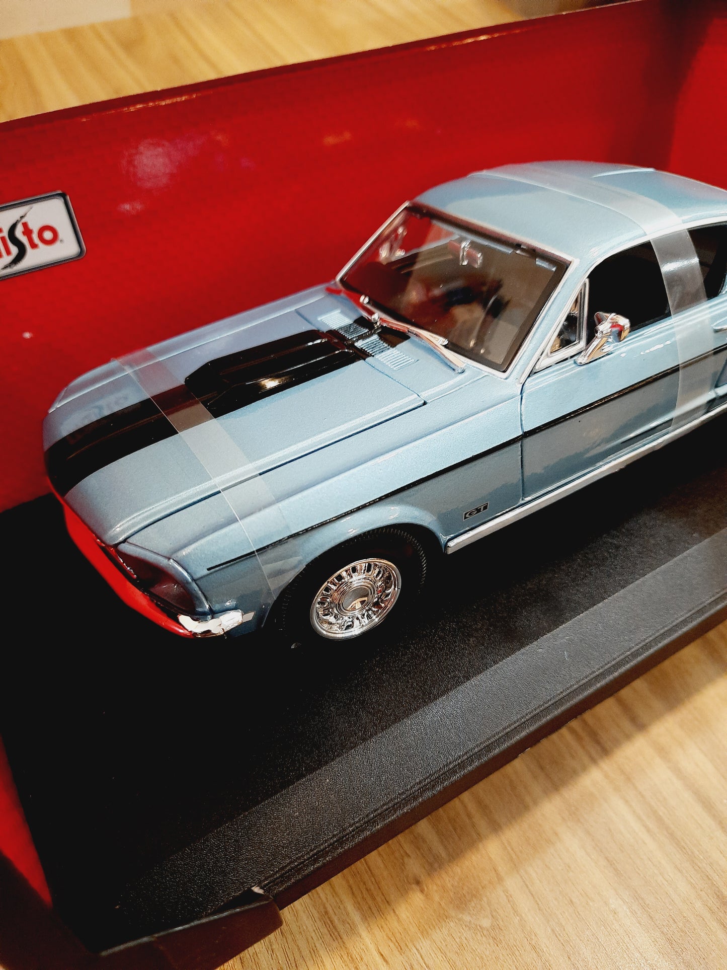 Maisto 1968 Ford Mustang GT Cobra Jet Diecast Scale Model 1:18