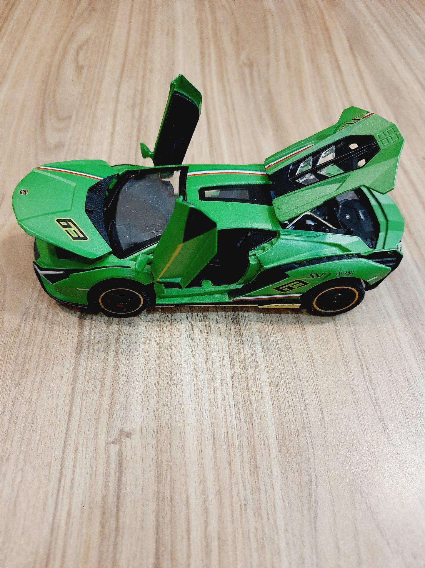 Lamborghini Sian Diecast Scale Model 1:32
