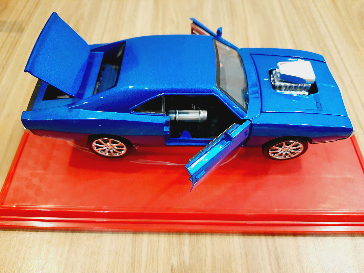 Dodge Charger 1:24 Diecast Scale Model
