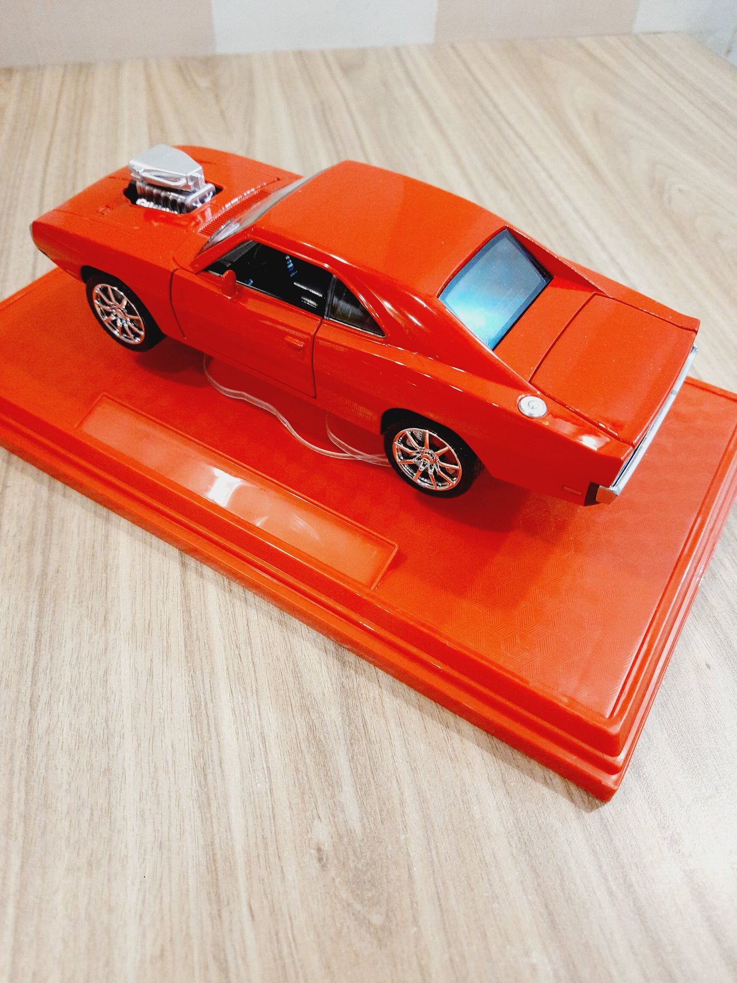 Dodge Charger 1:24 Diecast Scale Model