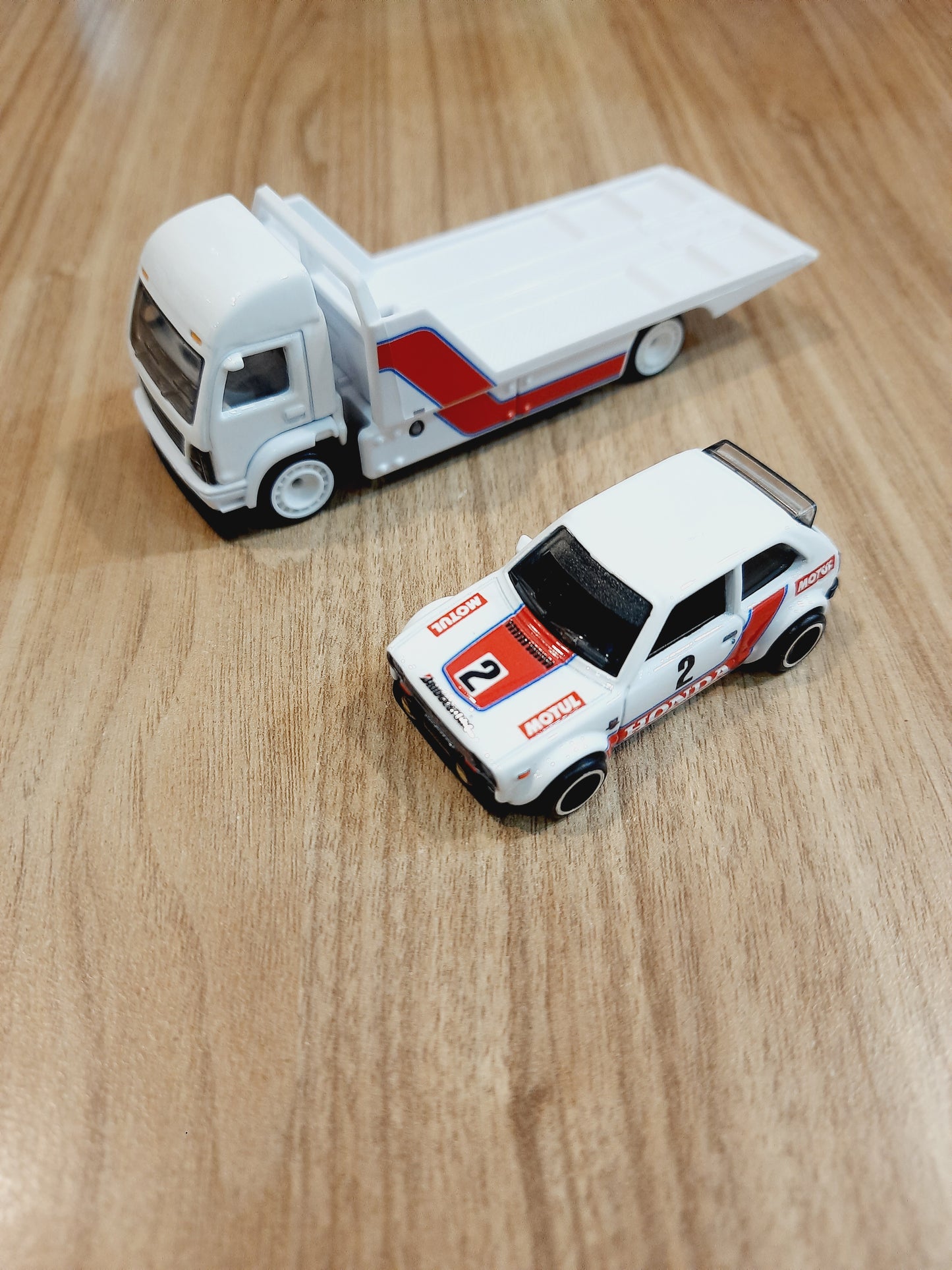 Hot Wheels Premium Car Culture Team Transport - 73 Honda Civic Custom Aero Lift FLF56