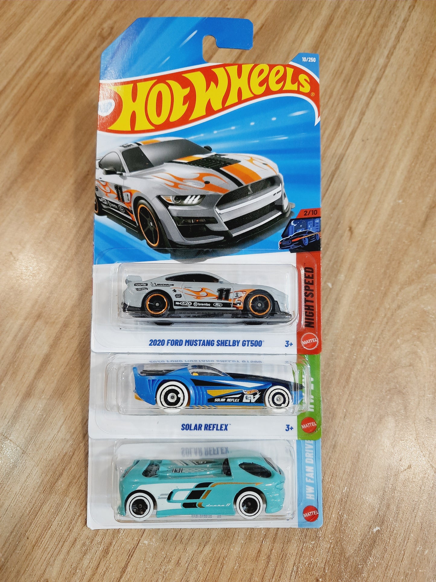 Hot Wheels 2020 Ford Mustang Shelby Gt500, Solar Reflex & Deora II (combo pack of 3)