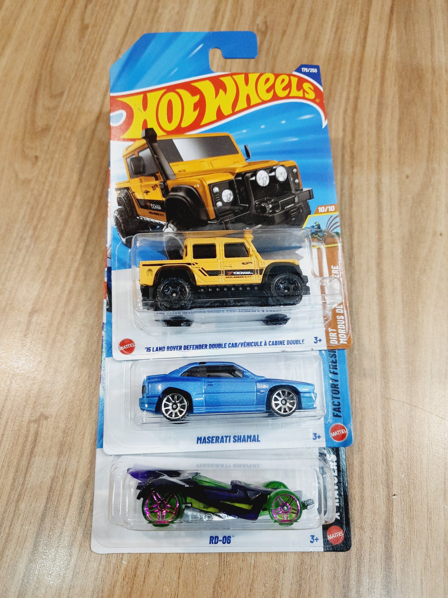Hot Wheels 15 Land Rover Defender Double Cab, Maserati Shamal & Rd 06 (combo pack of 3)