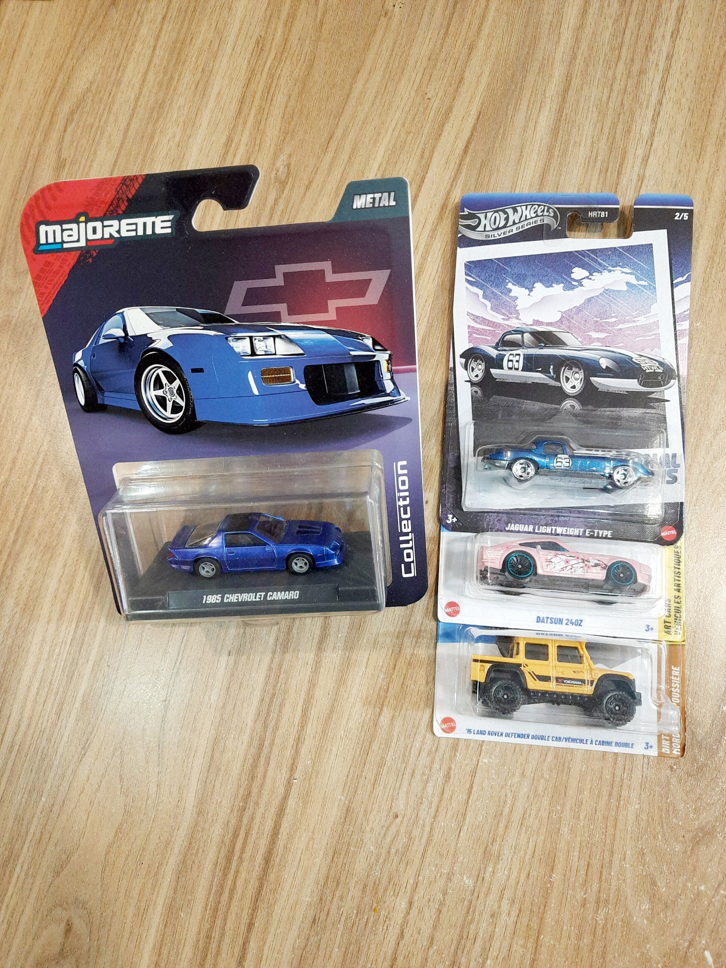 Hot Wheels & Majorette (combo pack of 4)