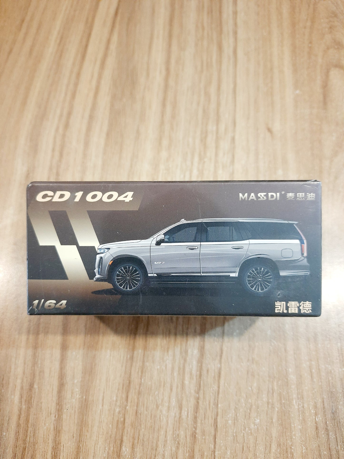 Massdi Cadillac Escalade CD 1004 1:64 Diecast Scale Model Car