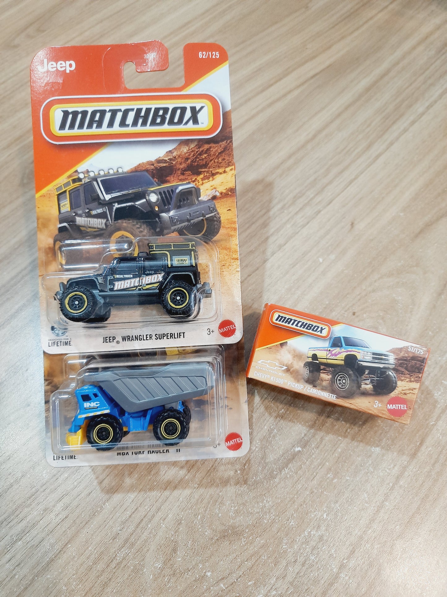 (Creased Cards) Matchbox Jeep Wrangler Superlift, Mbx Turf Hauler II & Chevy K1500 Pickup