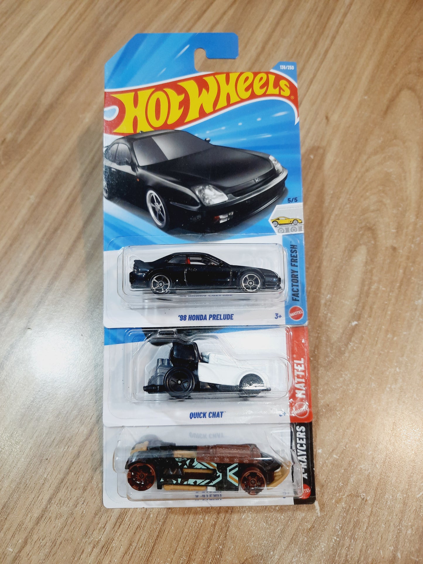 Hot Wheels 98 Honda Prelude, Quick Chat & X Steam