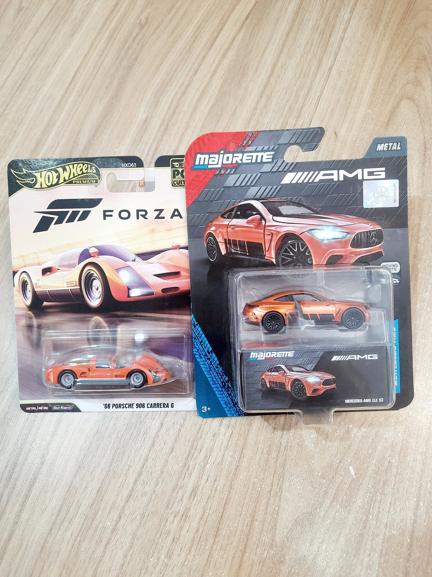 Hot Wheels Pop Culture & Majorette (combo pack)