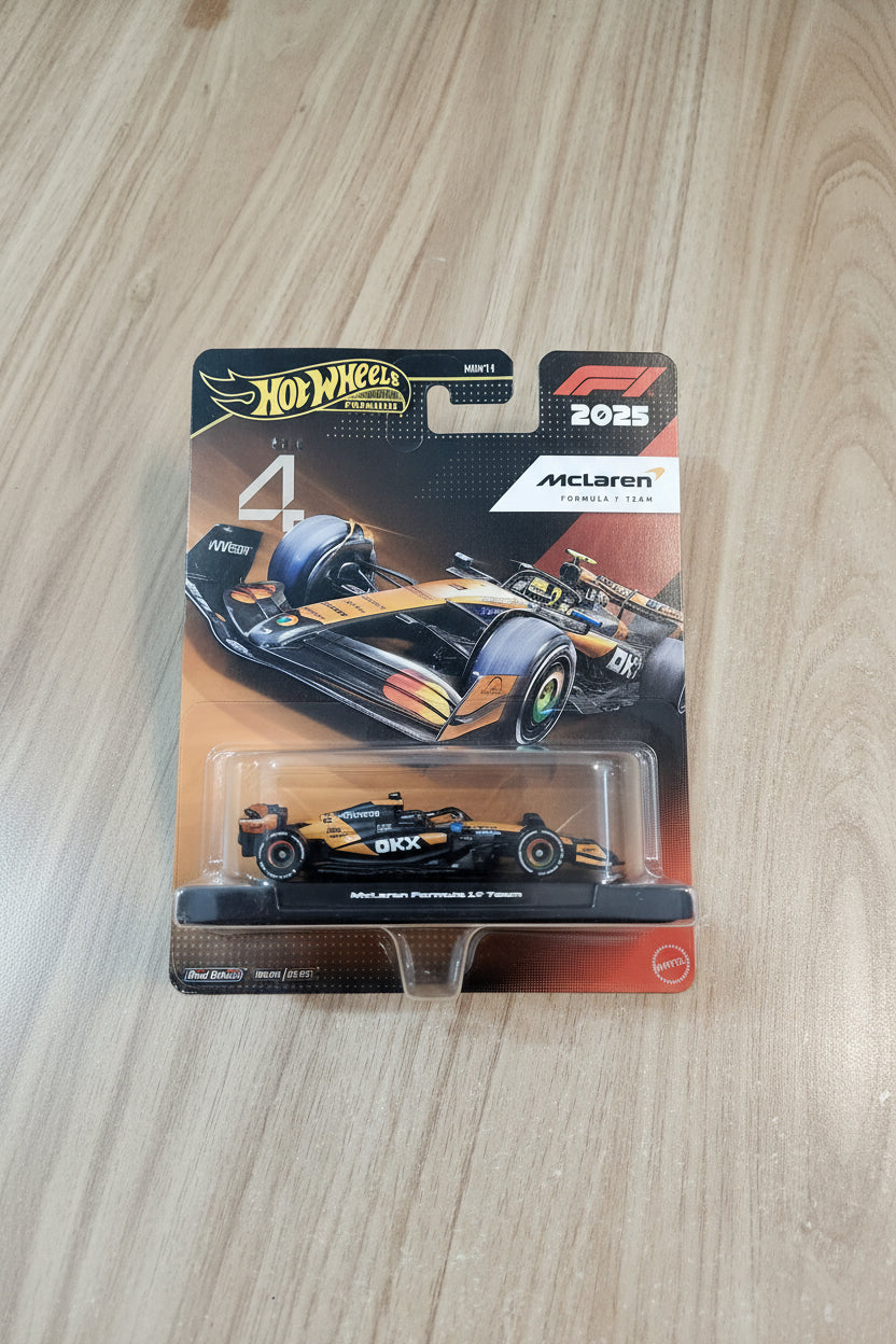 Hot Wheels Premium Formula 1 2025 McLaren Formula 1 Team #4