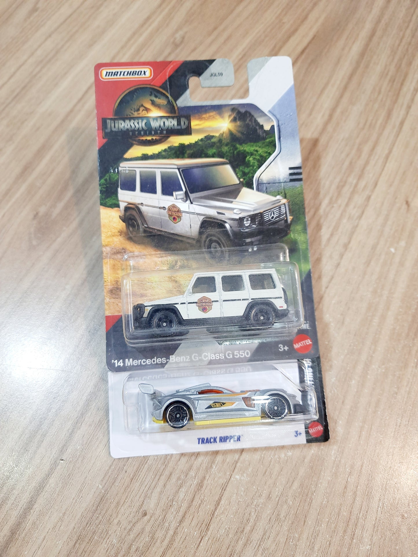 Hot Wheels Track Ripper & Matchbox 14 Mercedes Benz G Class G 550
