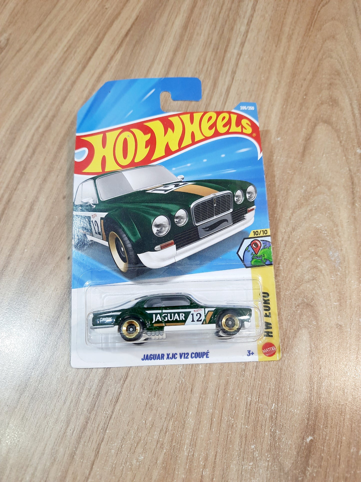 Hot Wheels Jaguar XJC V12 Coupe Diecast Scale Model