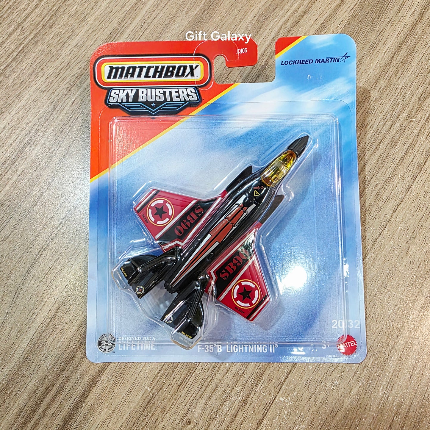 Matchbox Sky Busters F 35 B Lightning ll Diecast Scale Model JDJ05