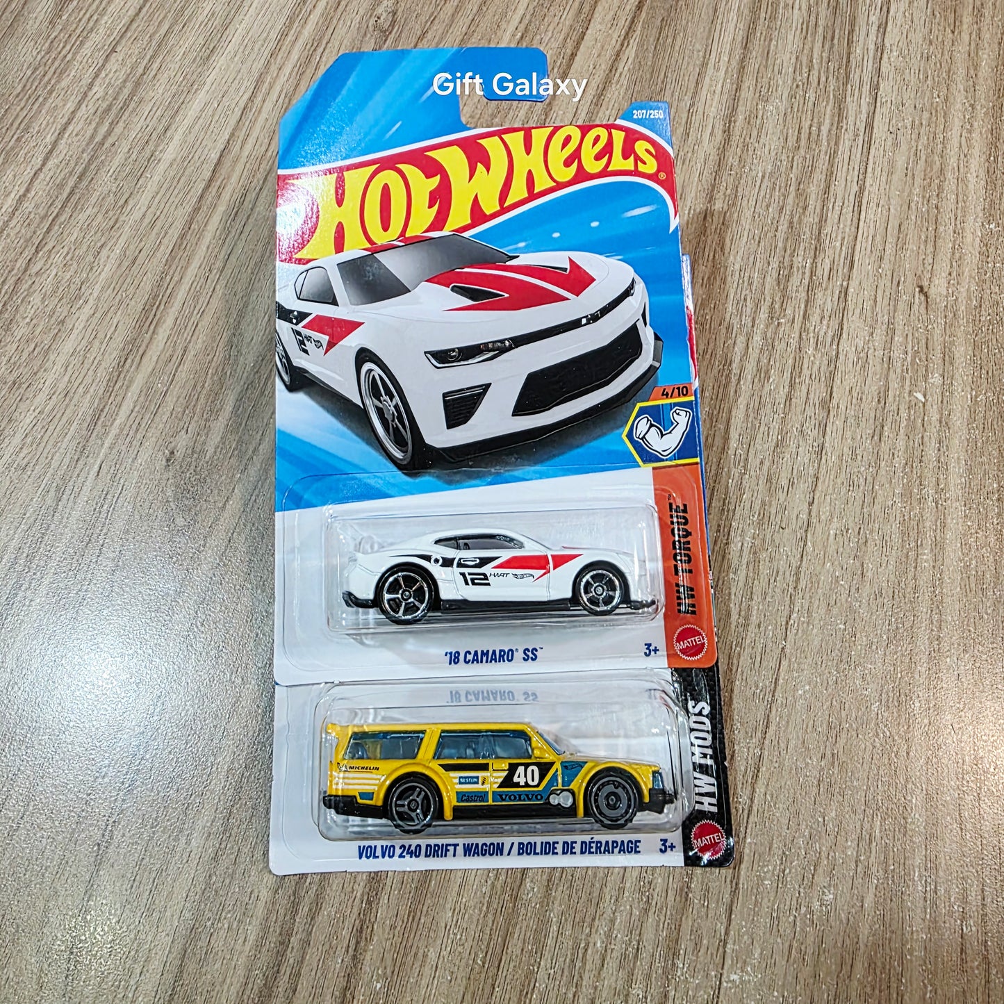 Hot Wheels 18 Camaro SS & Volvo 240 Drift Wagon