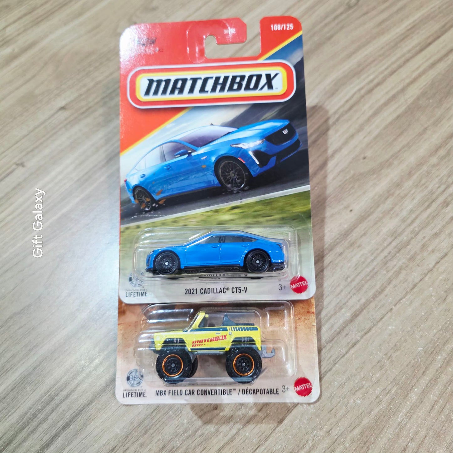 Matchbox 2021 Cadillac CT5 V & Mbx Field Car Convertible