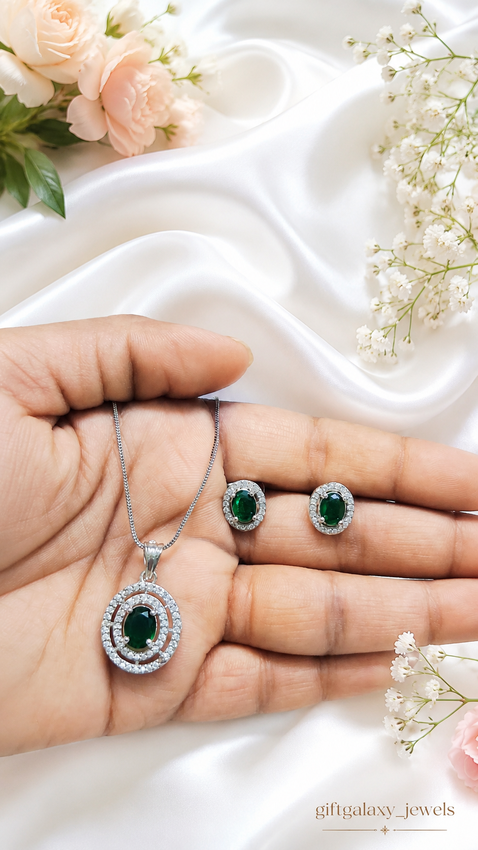 Elegant Emerald Oval Pendant Necklace & Stud Earrings Jewelry Set