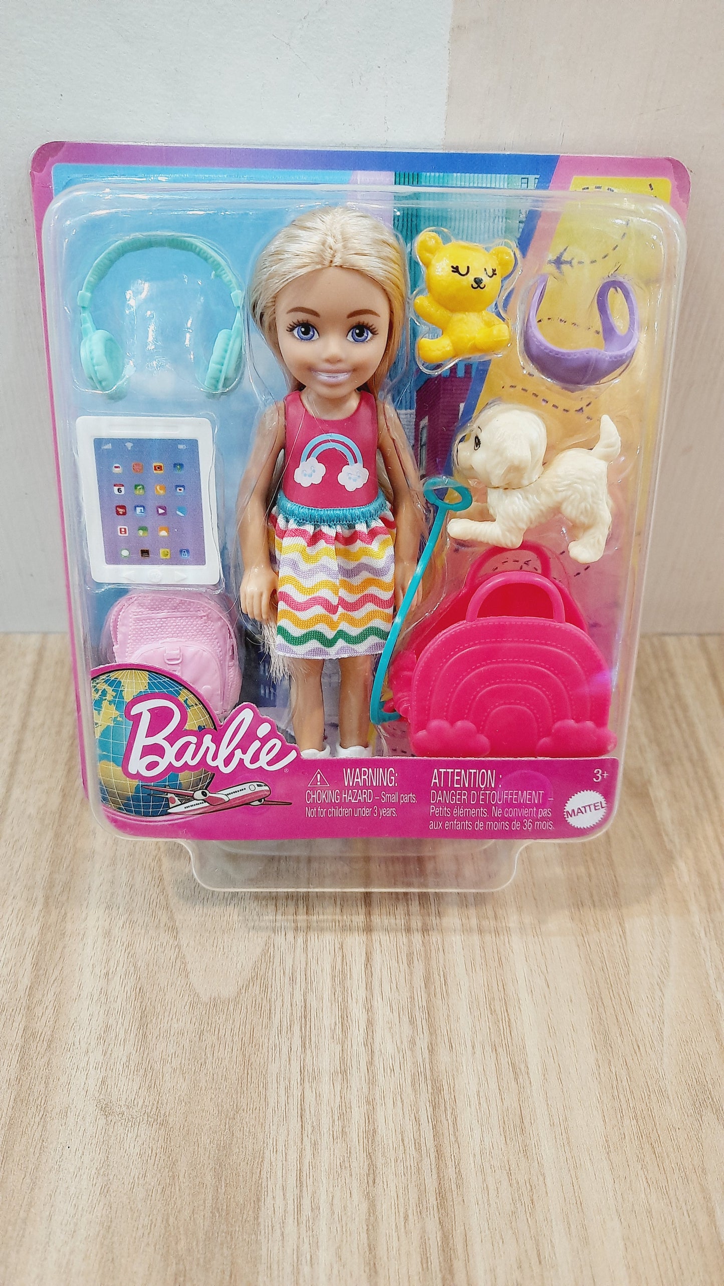 Barbie Chelsea Doll and Accessories, Travel Set with Puppy and 6 Pieces Including Pet Carrier