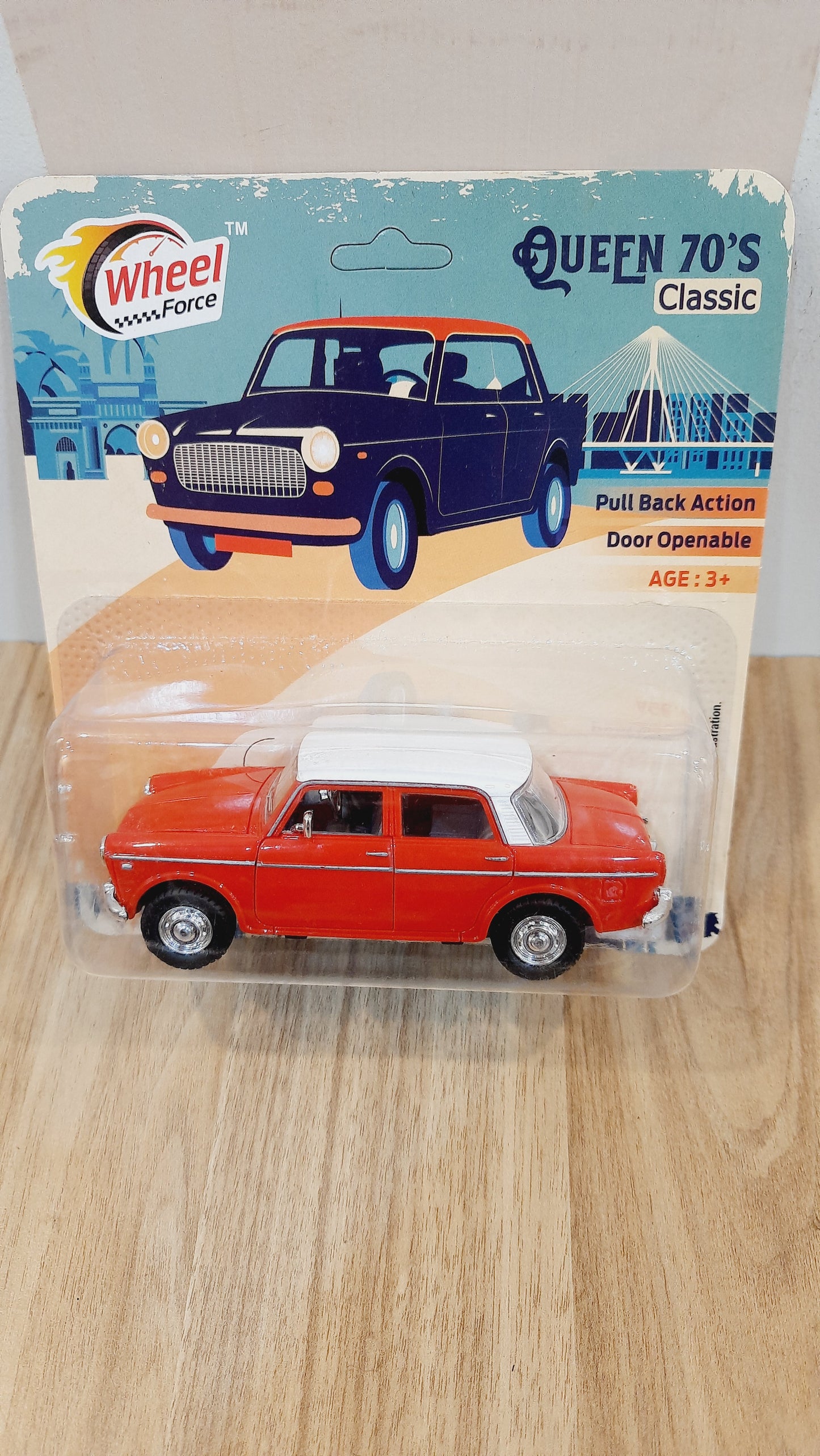 Centy Queen 70 Classic Padmini Car Scale Model
