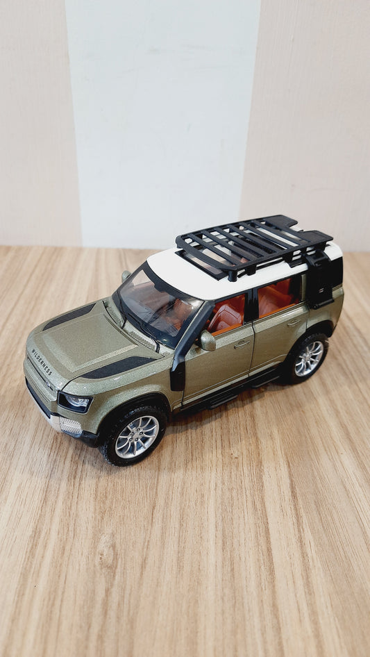 Defender Diecast Scale Model 1:22