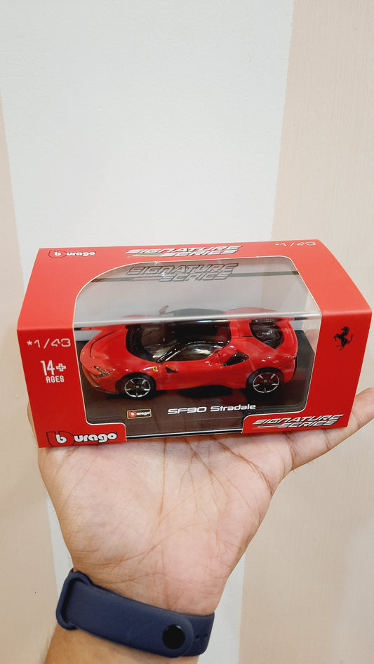 Bburago Ferrari SF90 Stradale 1:43 Diecast Scale Model Car