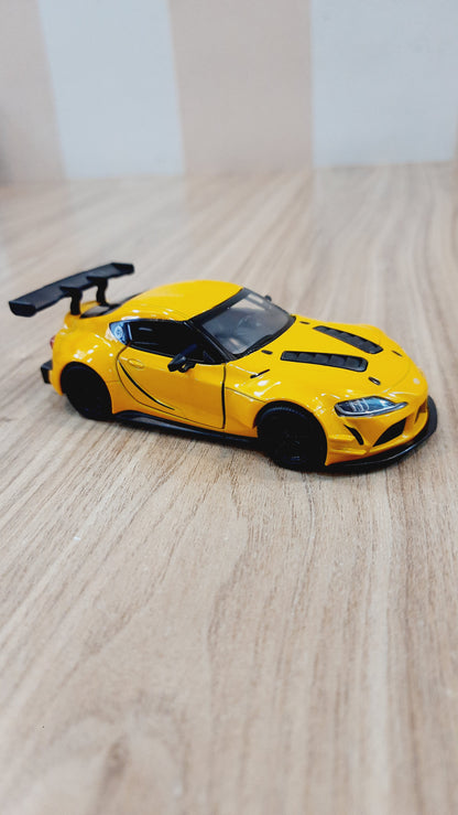 Kinsmart Totoya GR Supra Racing Concept Diecast Scale Model 1:36