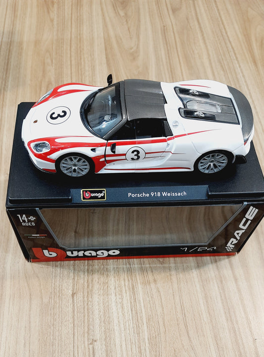 Bburago Porsche 918 Weissach Diecast Scale Model 1:24