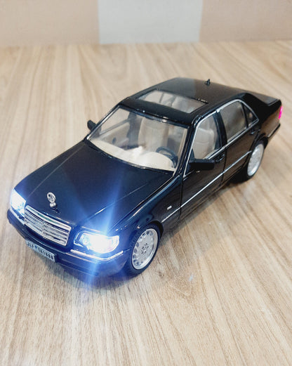 Mercedes Benz W140 Diecast Scale Model 1:24