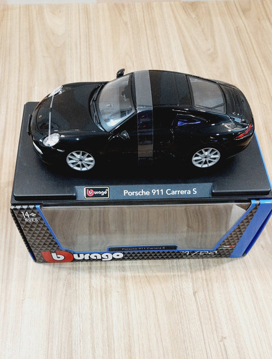 Bburago Porsche 911 Carrera S Diecast Scale Model 1:24