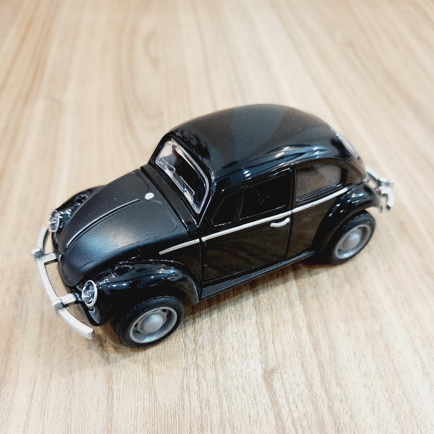 Beetle Diecast Scale Model Car 1:32