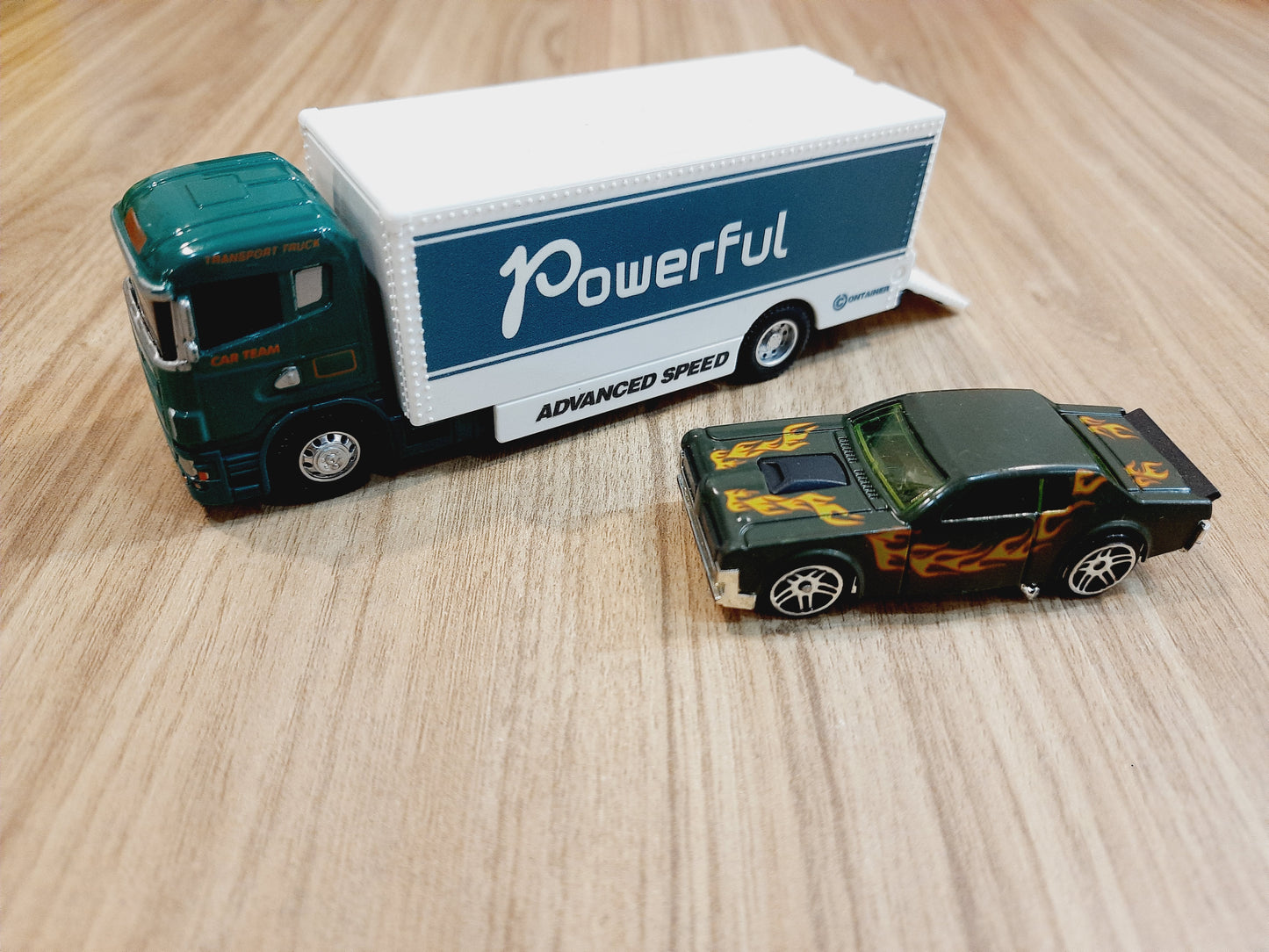 Transport Truck with Mini Metal Car 1:64 | Diecast Scale Model