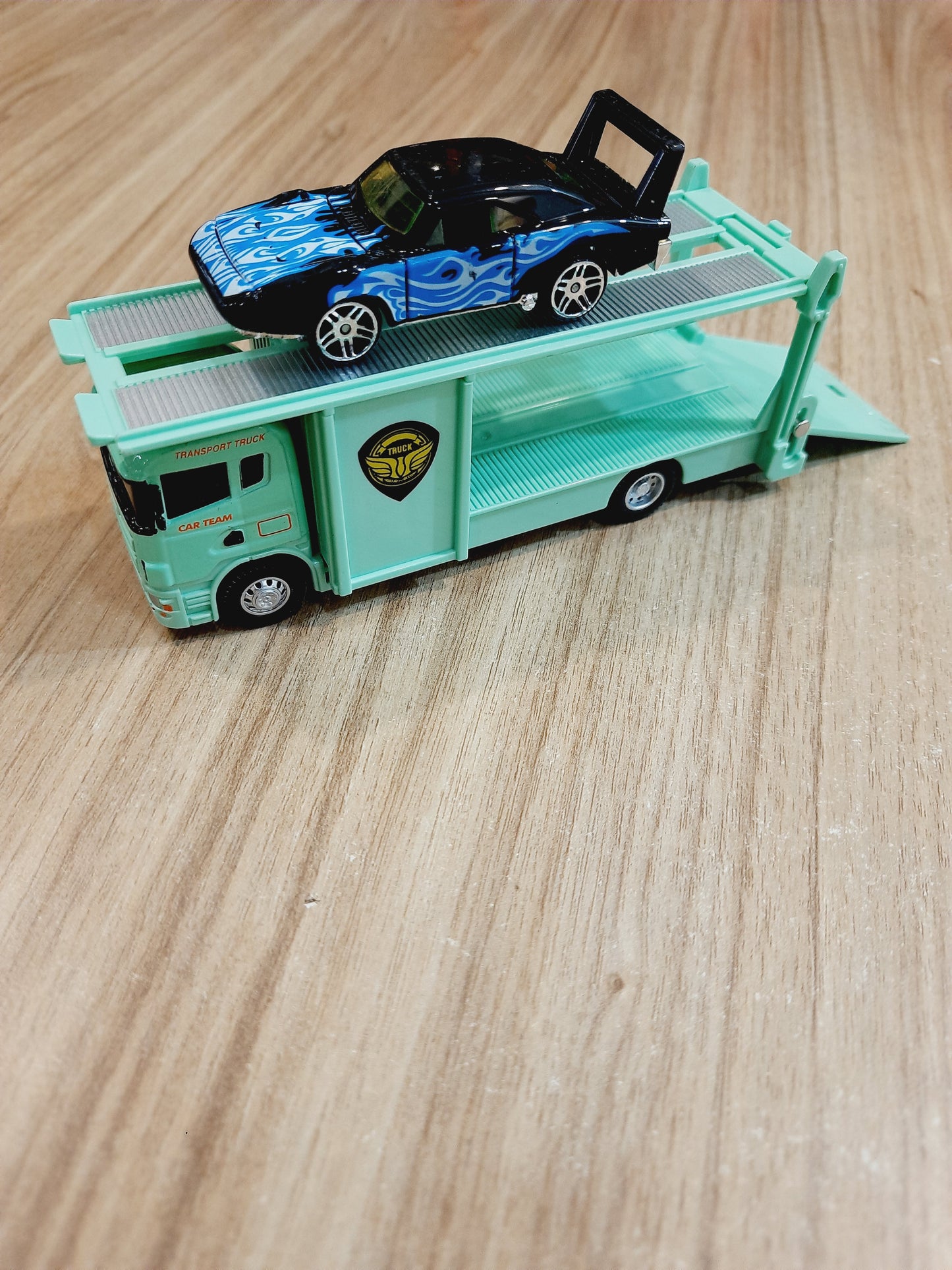 Transport Truck with Mini Metal Car | Diecast Scale Model
