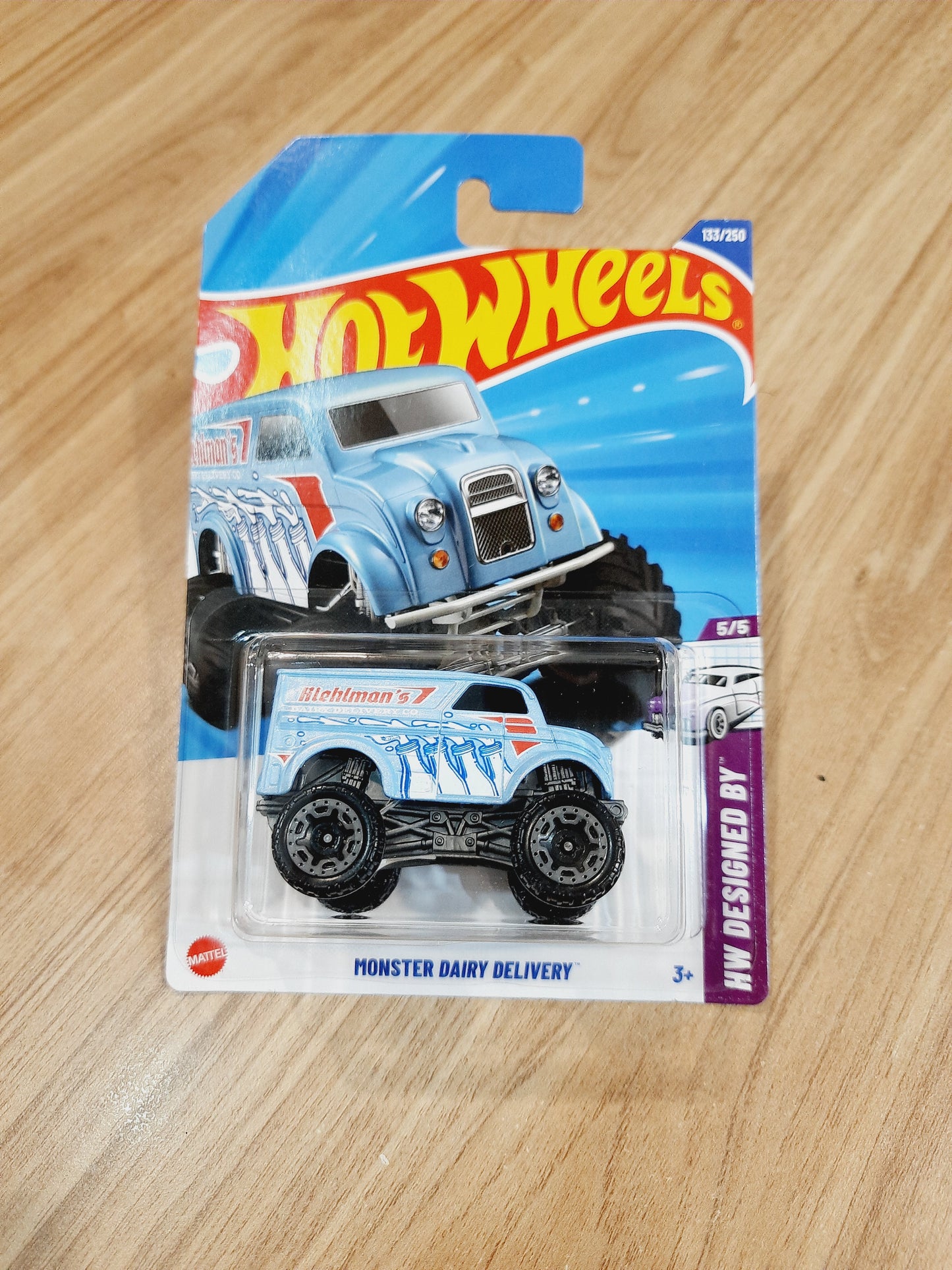 Hot Wheels Monster Dairy Delivery