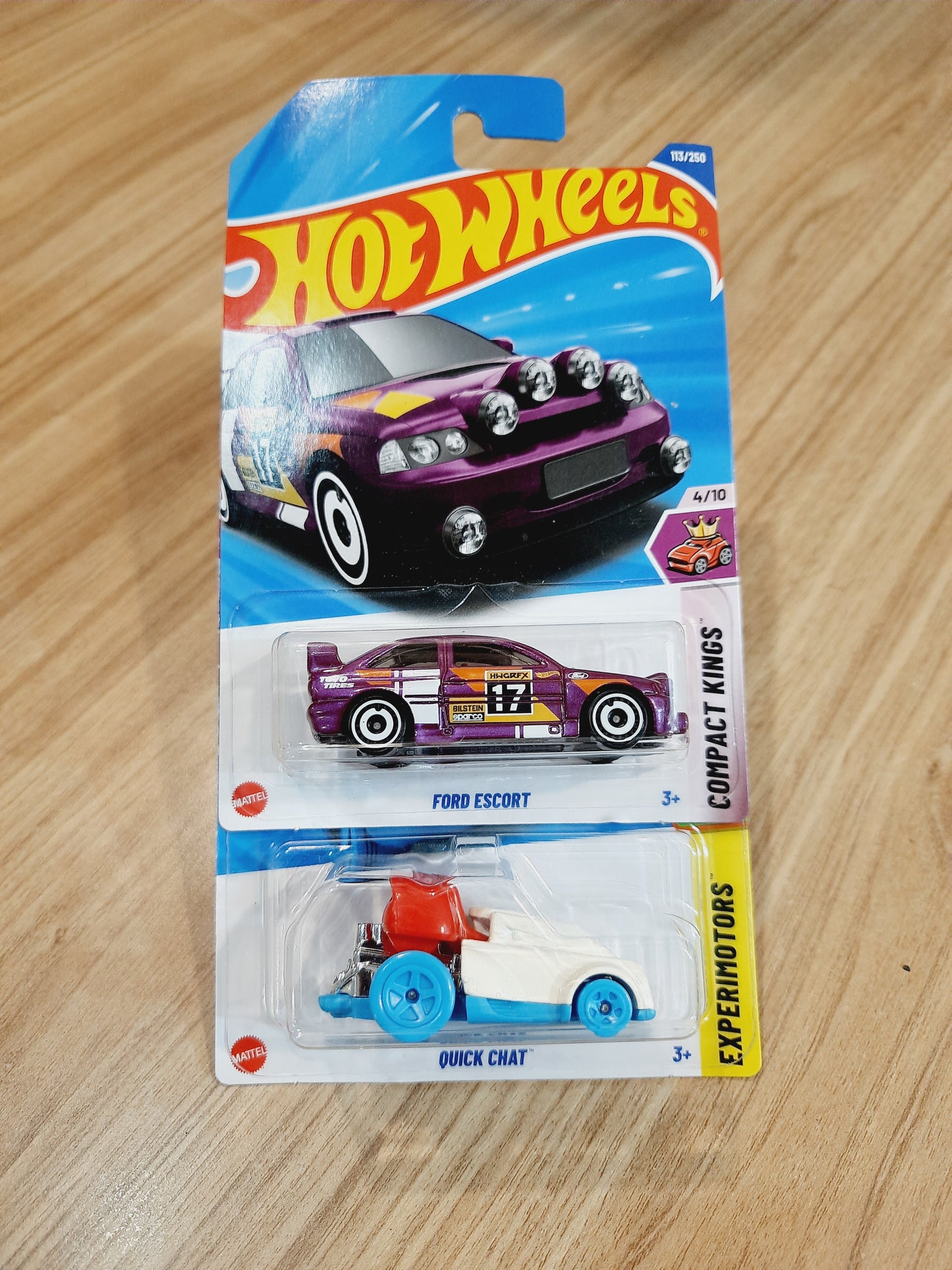 Hot Wheels Ford Escort & Quick Chat (combo pack of 2)
