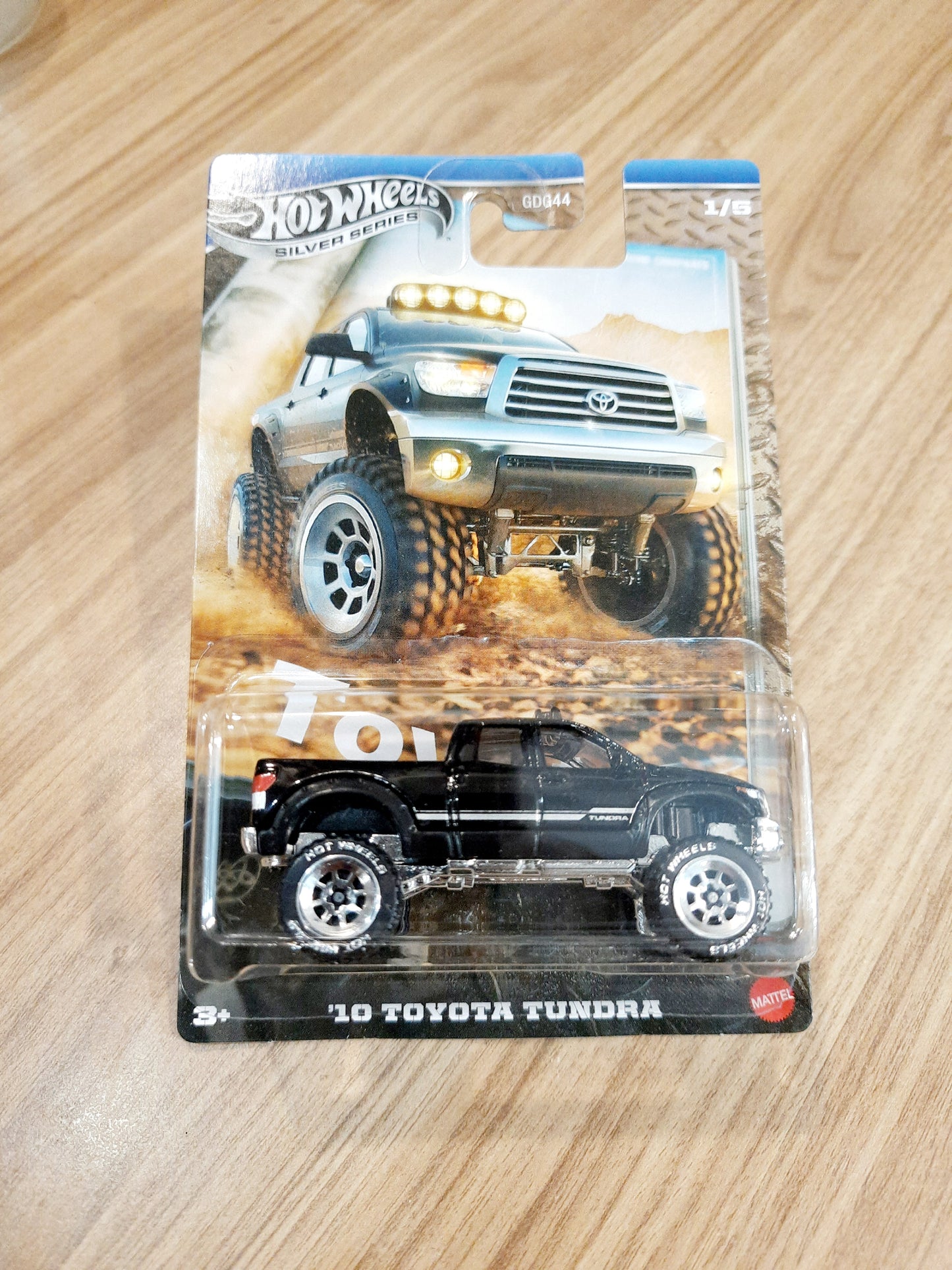 Hot Wheels 10 Toyota Tundra Silver Series (GDG44)