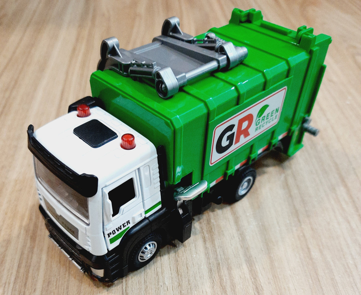 Diecast Scale Model Garbage dump truck with miniature dustbins