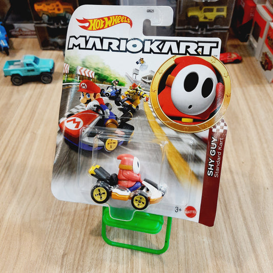 (Bent Card) Hot Wheels Mariokart - Shy Guy Standard Kart GBG25