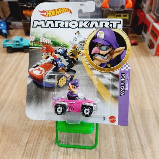 (Bent Card) Hot Wheels Mariokart - Waluigi Badwagon GBG25