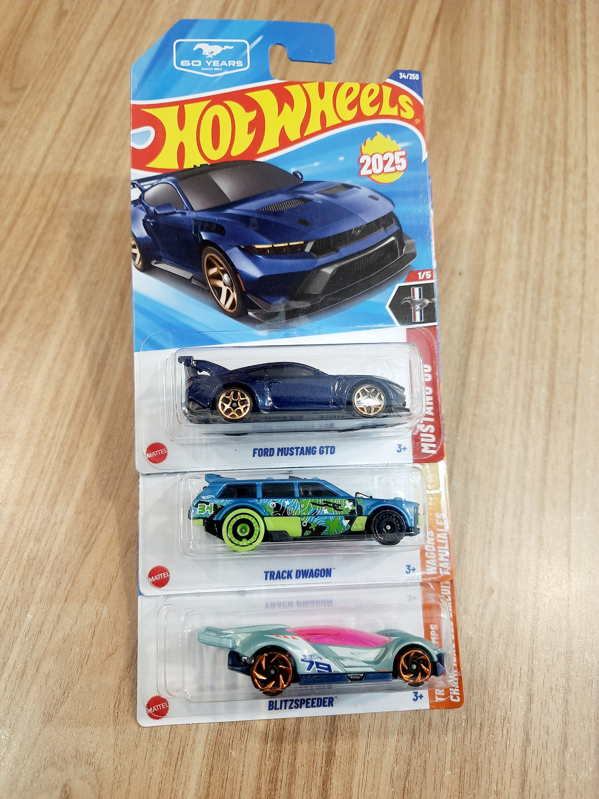 Hot Wheels Ford Mustang GTD, Track Dwagon Blitzspeeder (combo