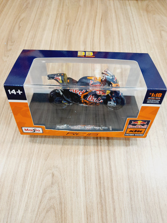 Maisto Red Bull Ktm Factory Racing 2023 1:18 Diecast Scale Model