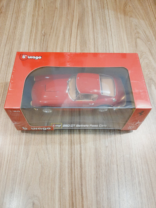 Bburago 250 GT berlinetta Passo Corto Diecast Scale Model 1:24