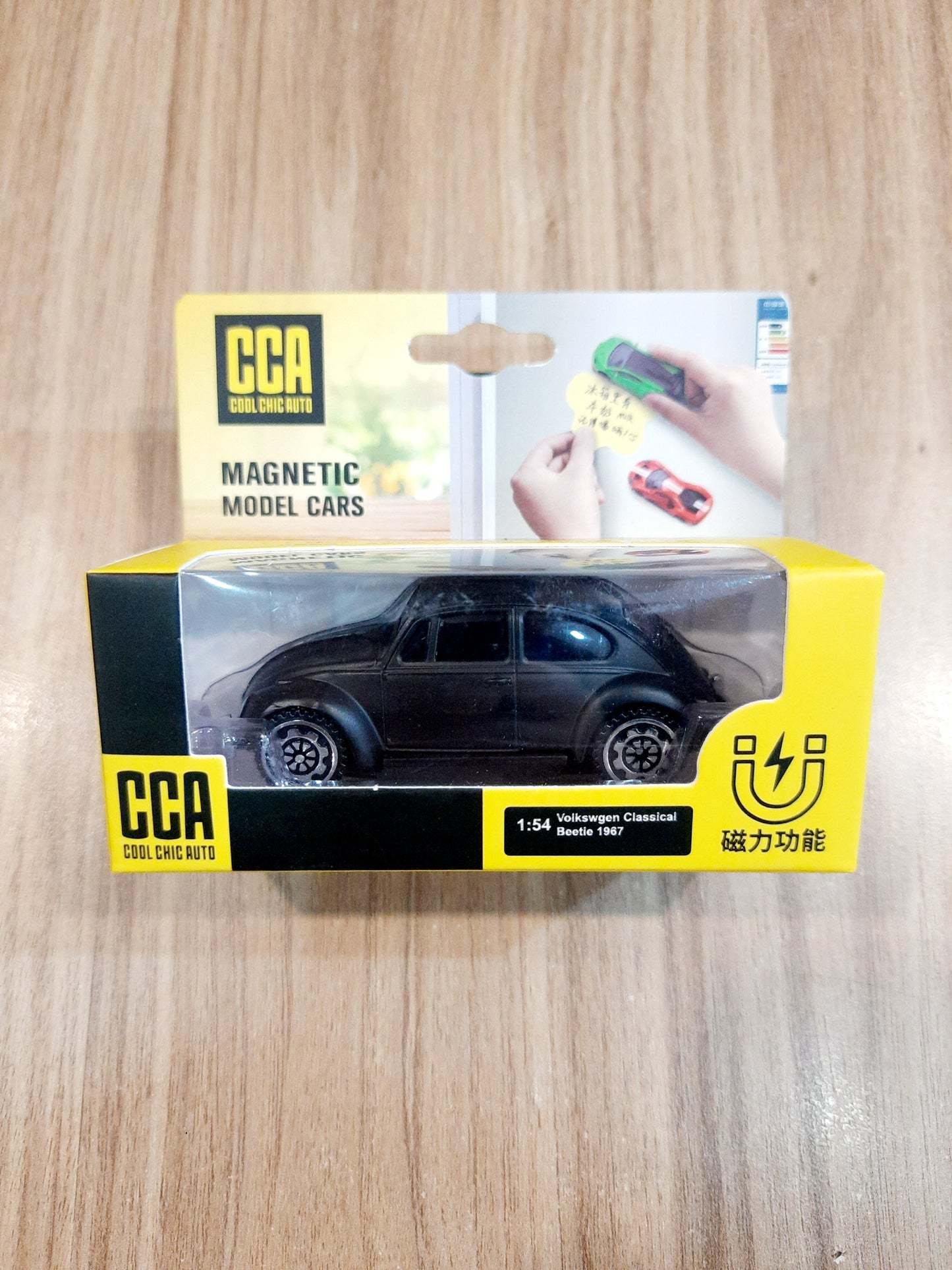 Volkswagen Classical Beetle 1967 | CCA 1:54 Magnetic Diecast Scale Model